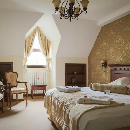 Foisorul Cu Flori Hotel Sinaia